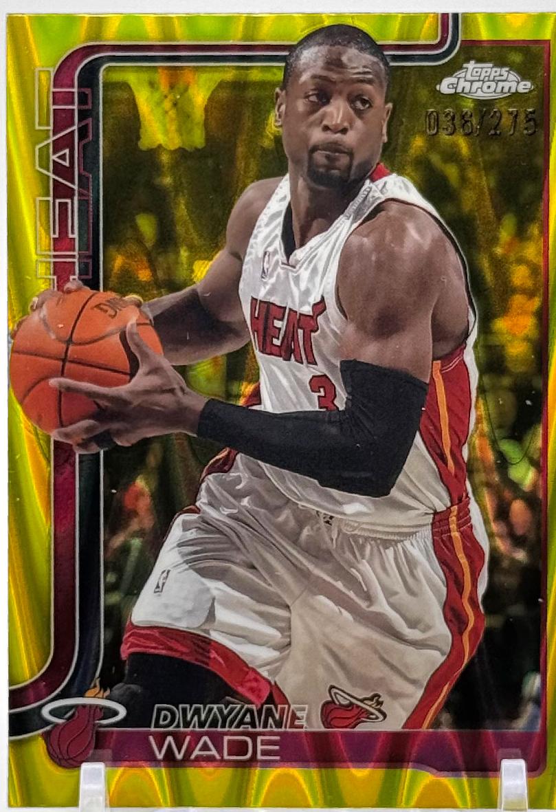 Dwyane Wade [RayWave Yellow Refractor] #241