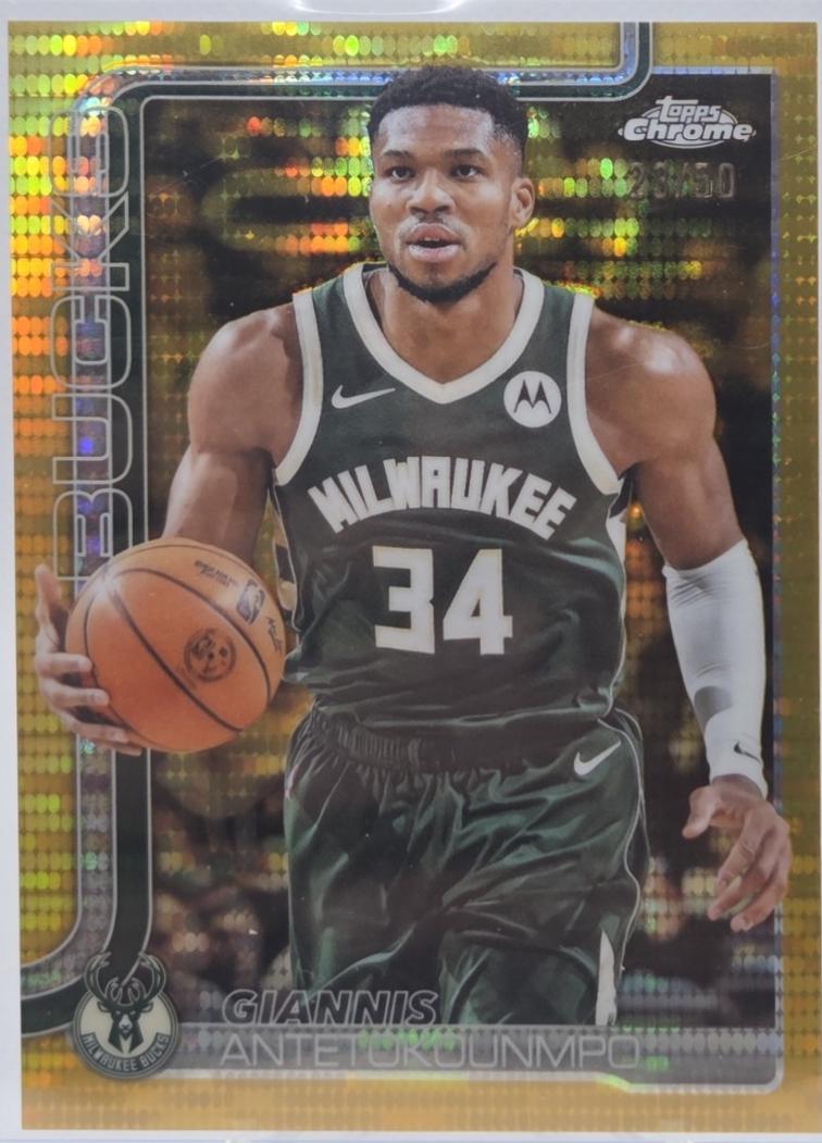 Giannis Antetokounmpo [Pulsar Gold Refractor] #137