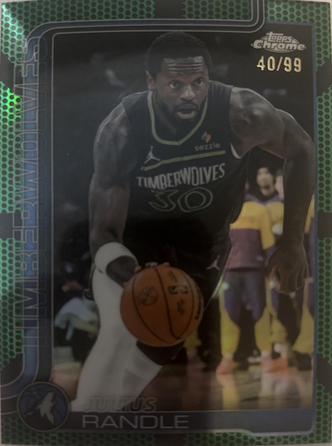 Julius Randle [Green Basketball Refractor] #123