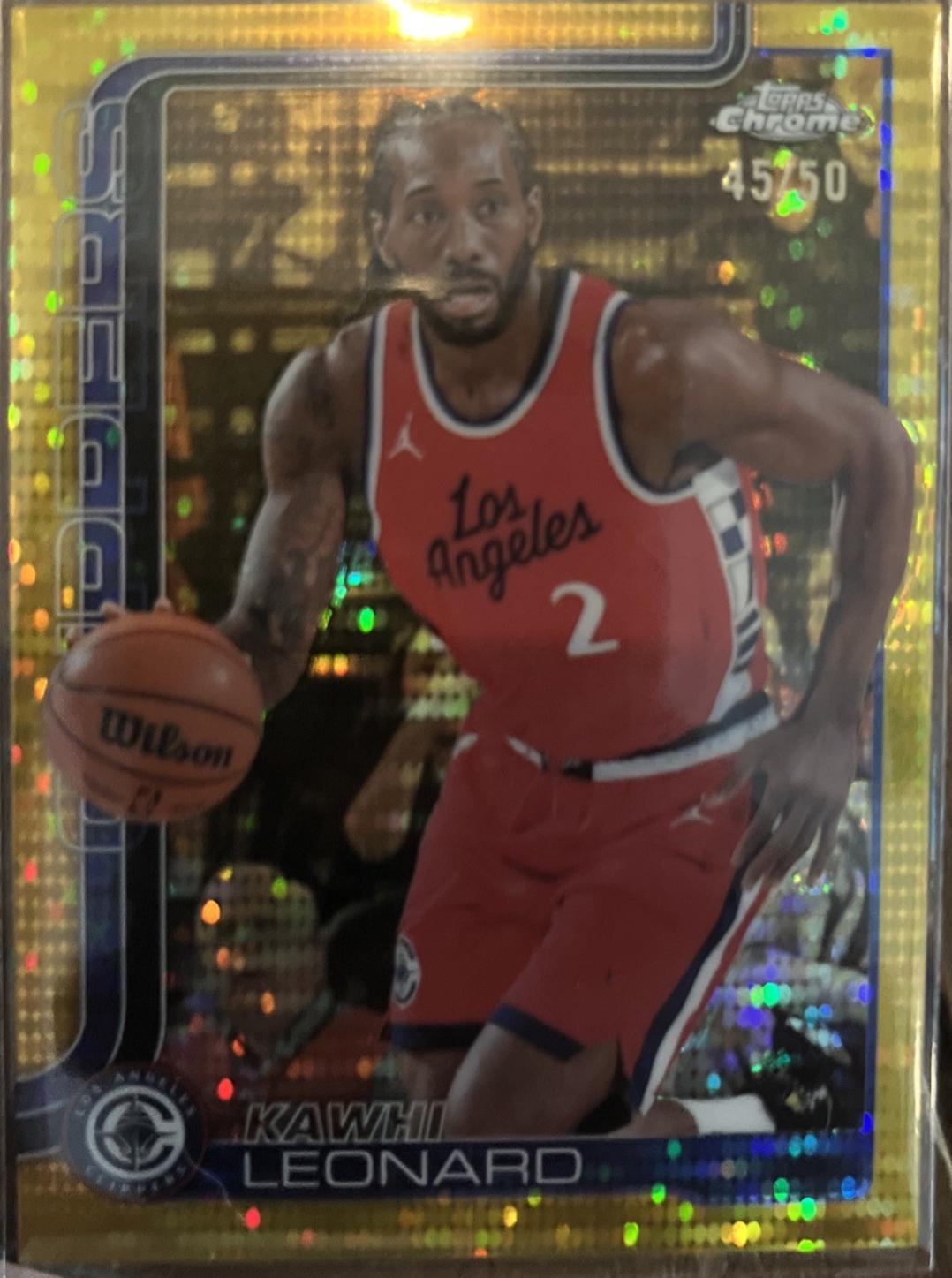 Kawhi Leonard [Gold Wave Refractor] #44