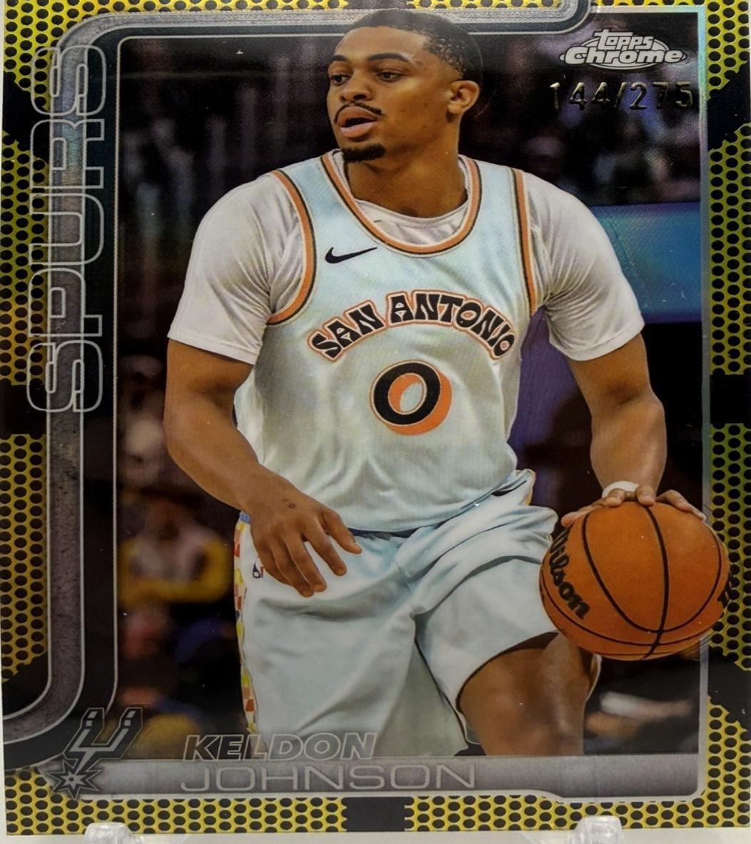 Keldon Johnson [Yellow Basketball Refractor] #220