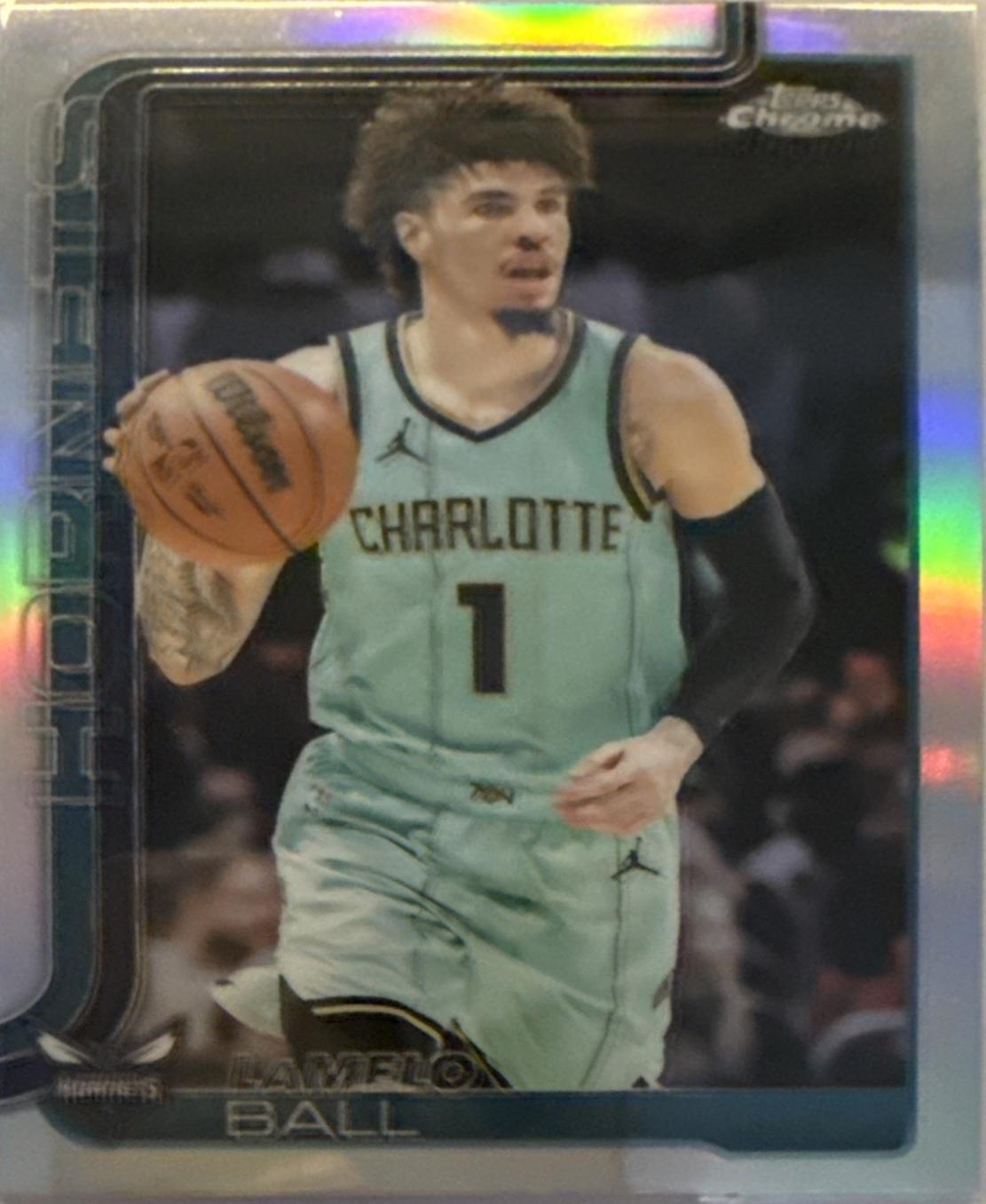 LaMelo Ball [Basketball Refractor] #39