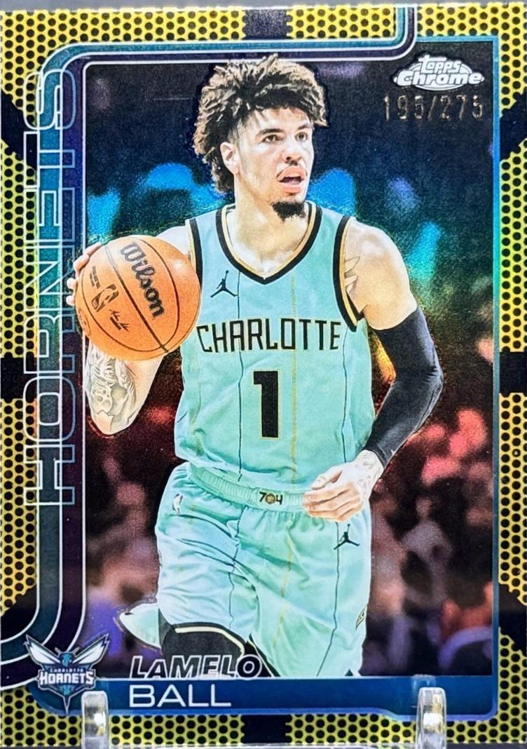 LaMelo Ball [Yellow Basketball Refractor] #39