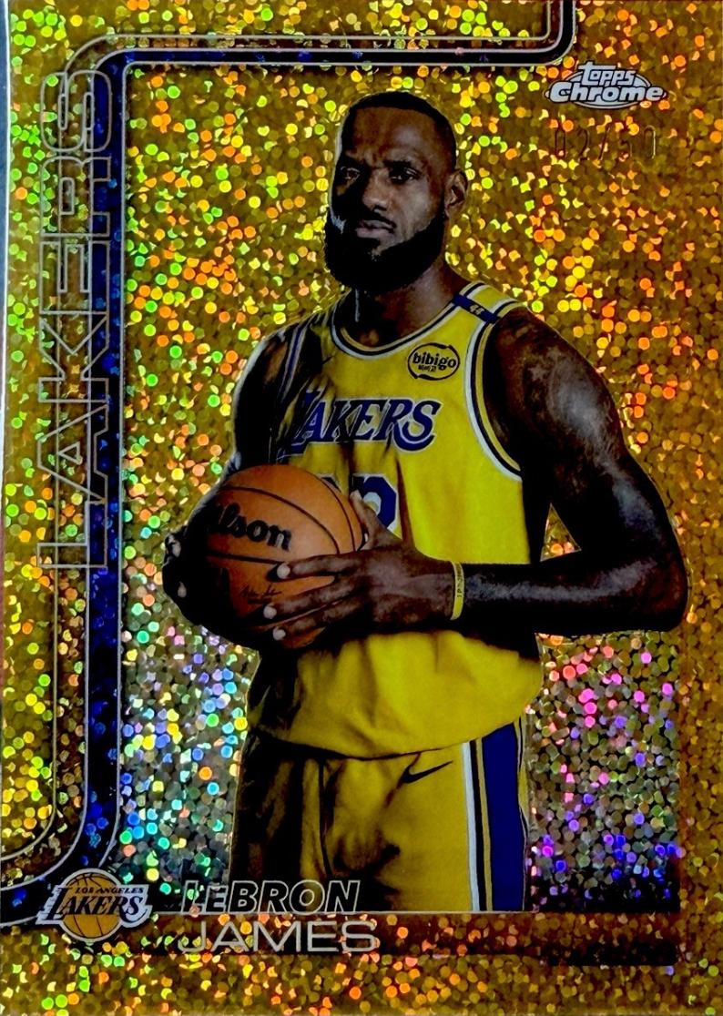 LeBron James [Gold Image Variation] #127