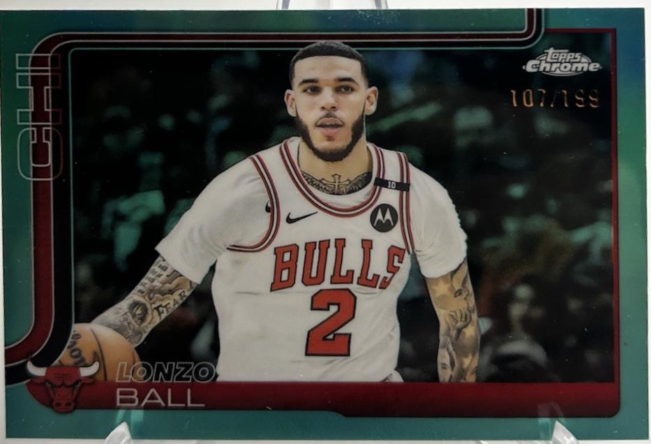 Lonzo Ball [Green Refractor] #38