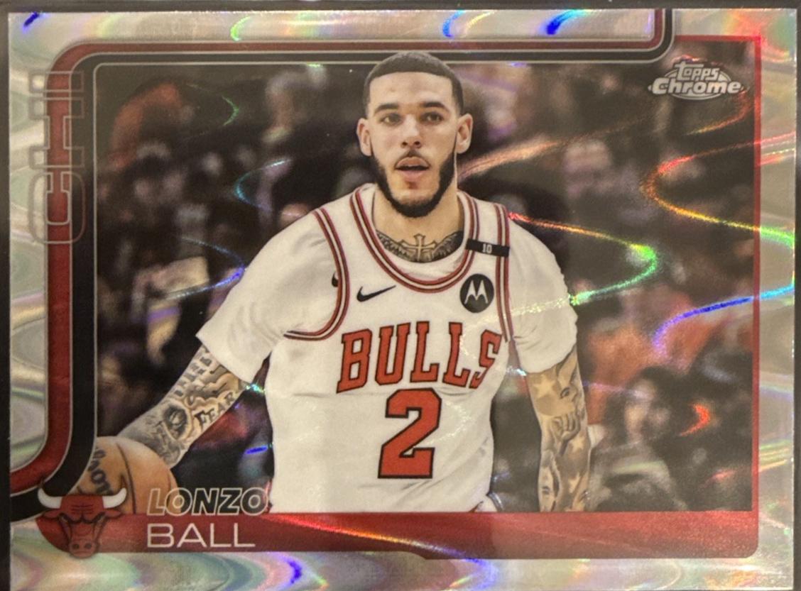 Lonzo Ball [RayWave Refractor] #38