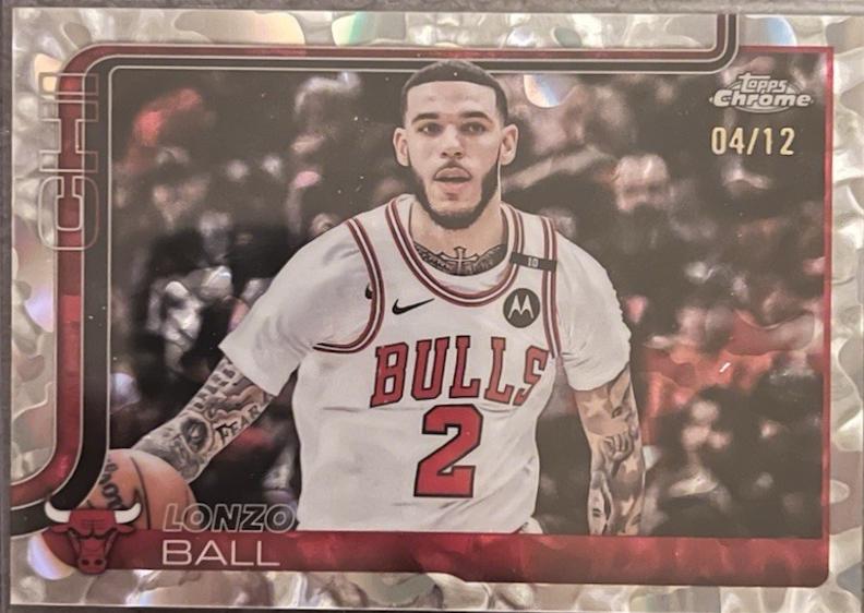 Lonzo Ball [Silver Refractor] #38