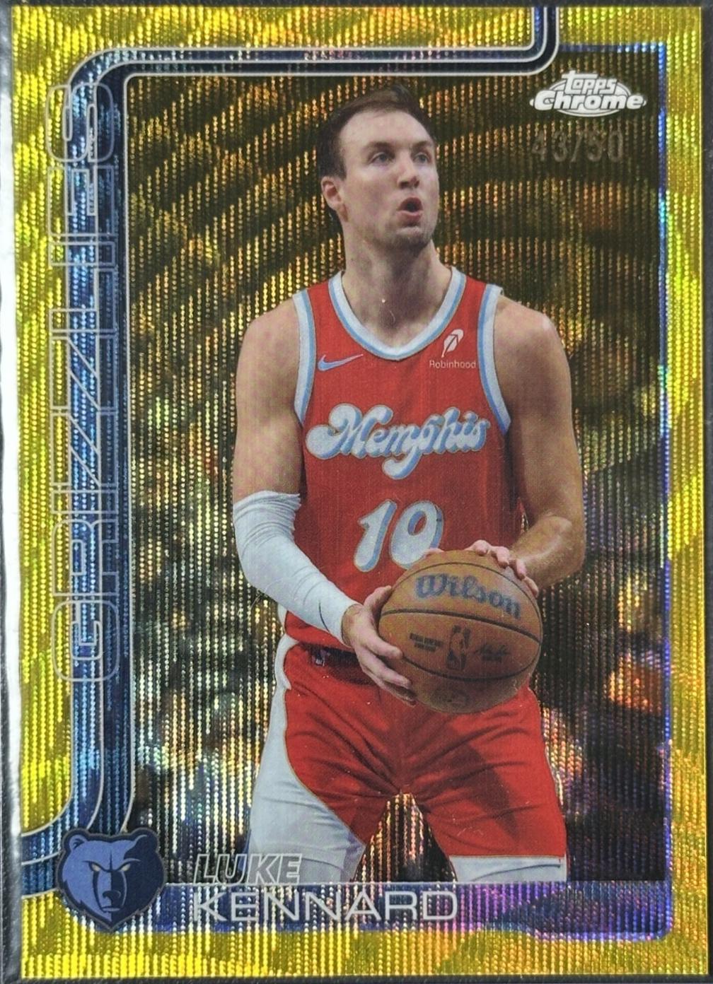 Luke Kennard [Gold Wave Refractor] #117