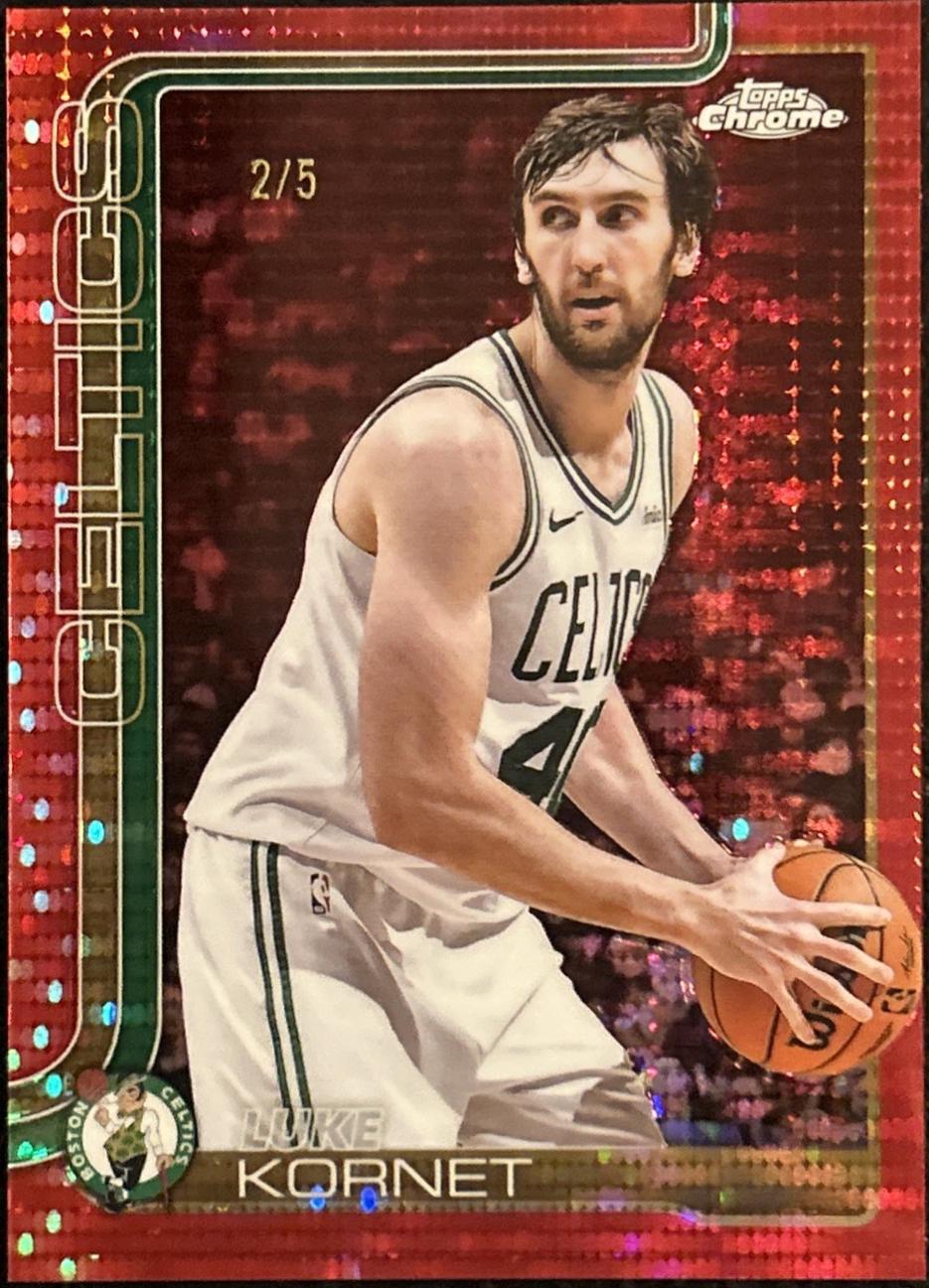 Luke Kornet [Pulsar Red Refractor] #37