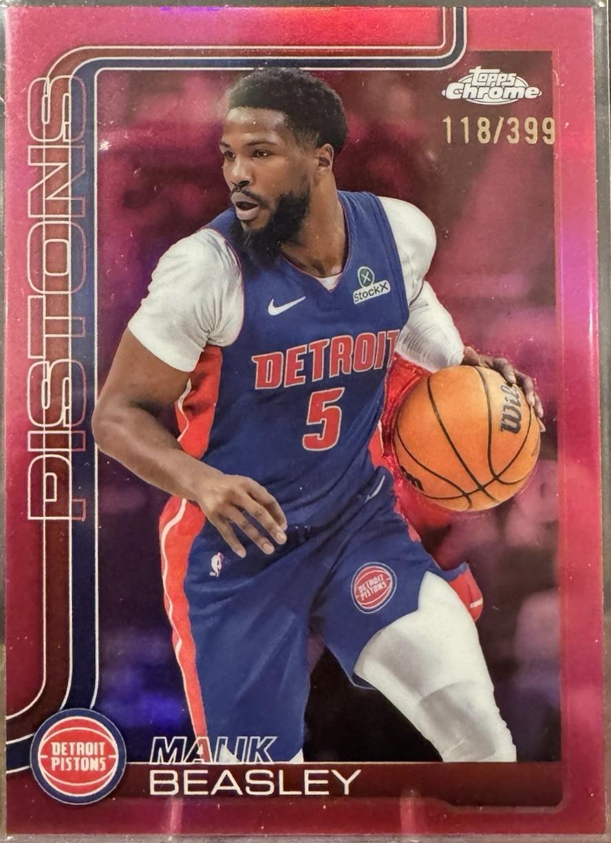 Malik Beasley [Magenta Refractor] #36