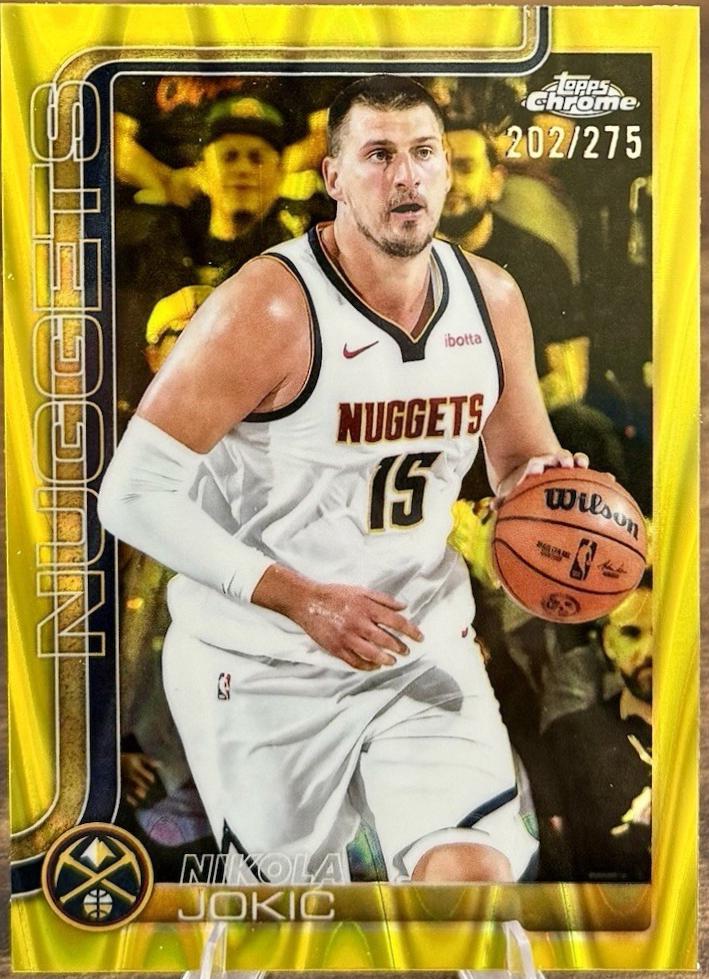 Nikola Jokic [RayWave Yellow Refractor] #25