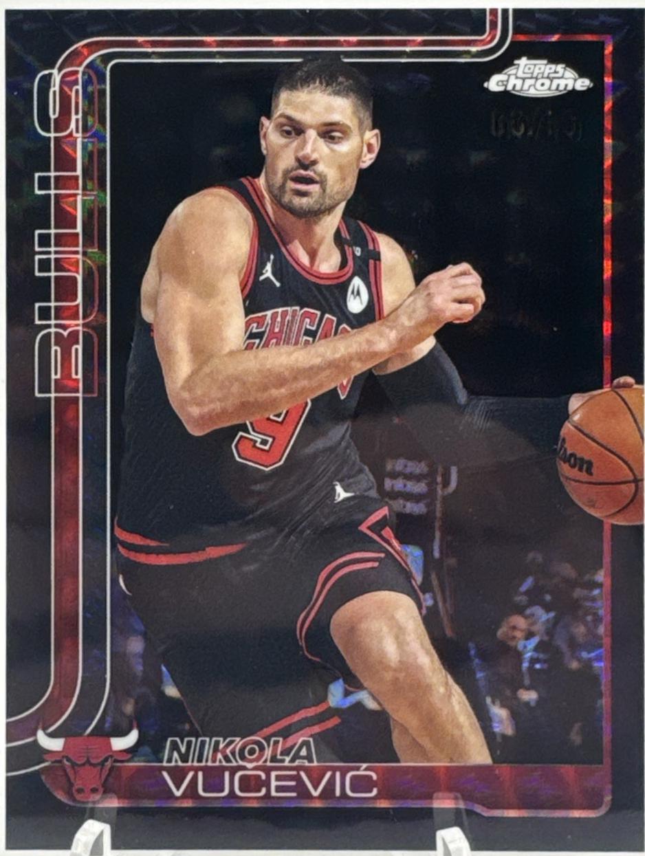 Nikola Vucevic [Black Refractor] #24