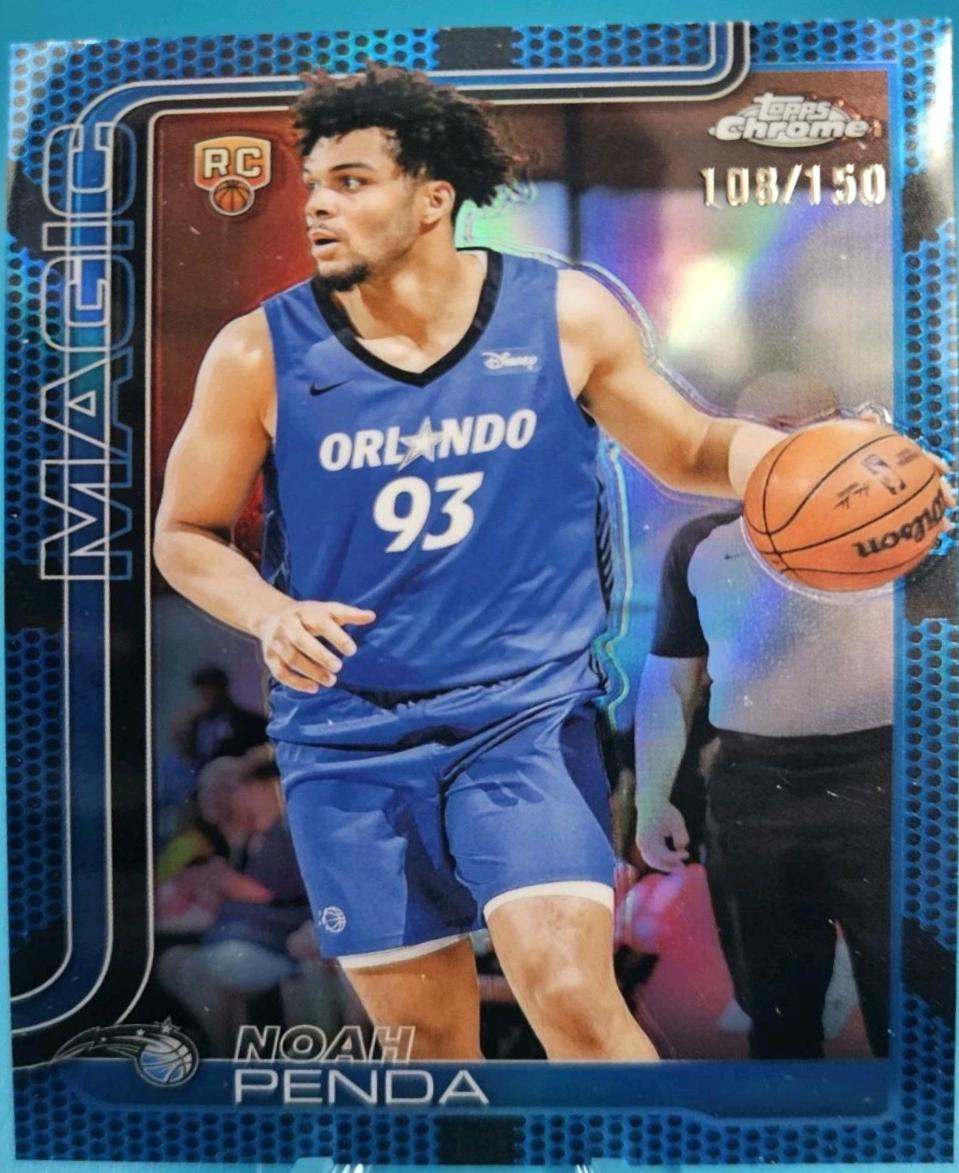 Noah Penda [Blue Basketball Refractor] #282