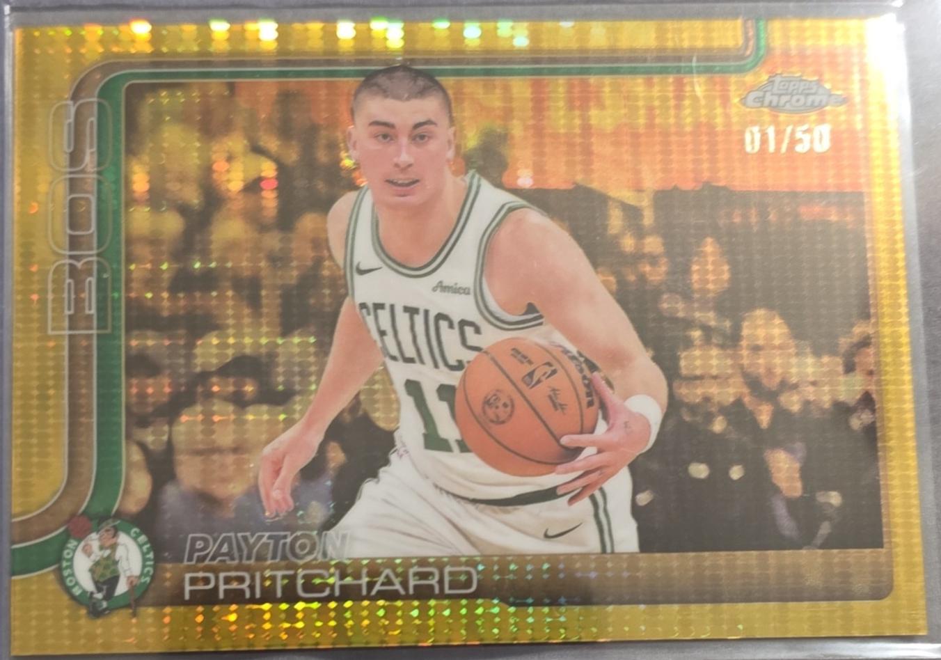 Payton Pritchard [Gold Refractor] #18