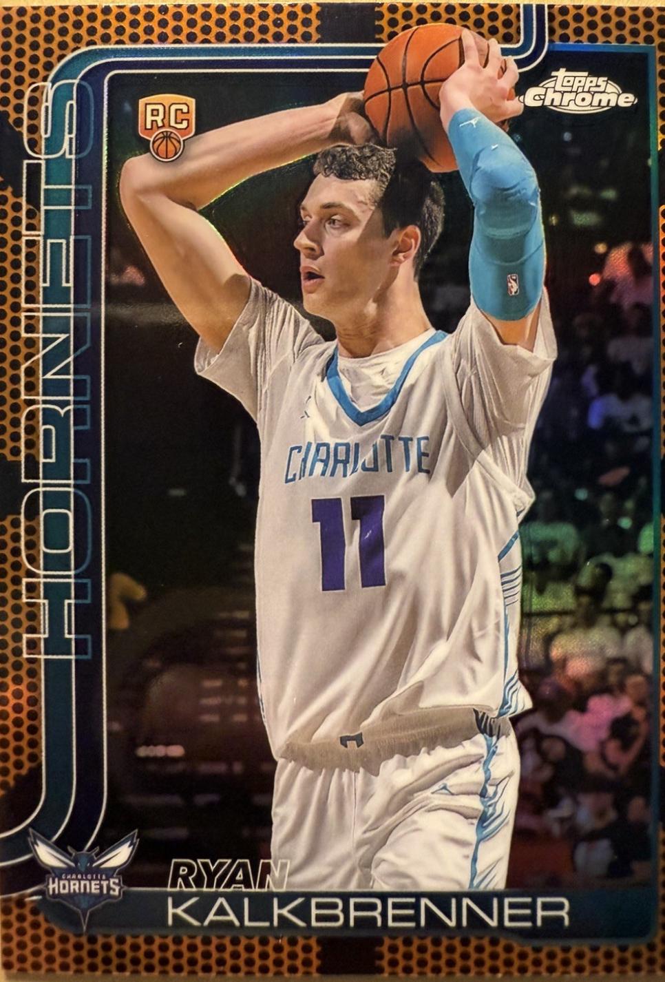 Ryan Kalkbrenner [Orange Basketball Refractor] #284