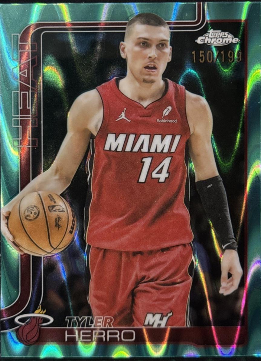 Tyler Herro [RayWave Aqua Refractor] #188