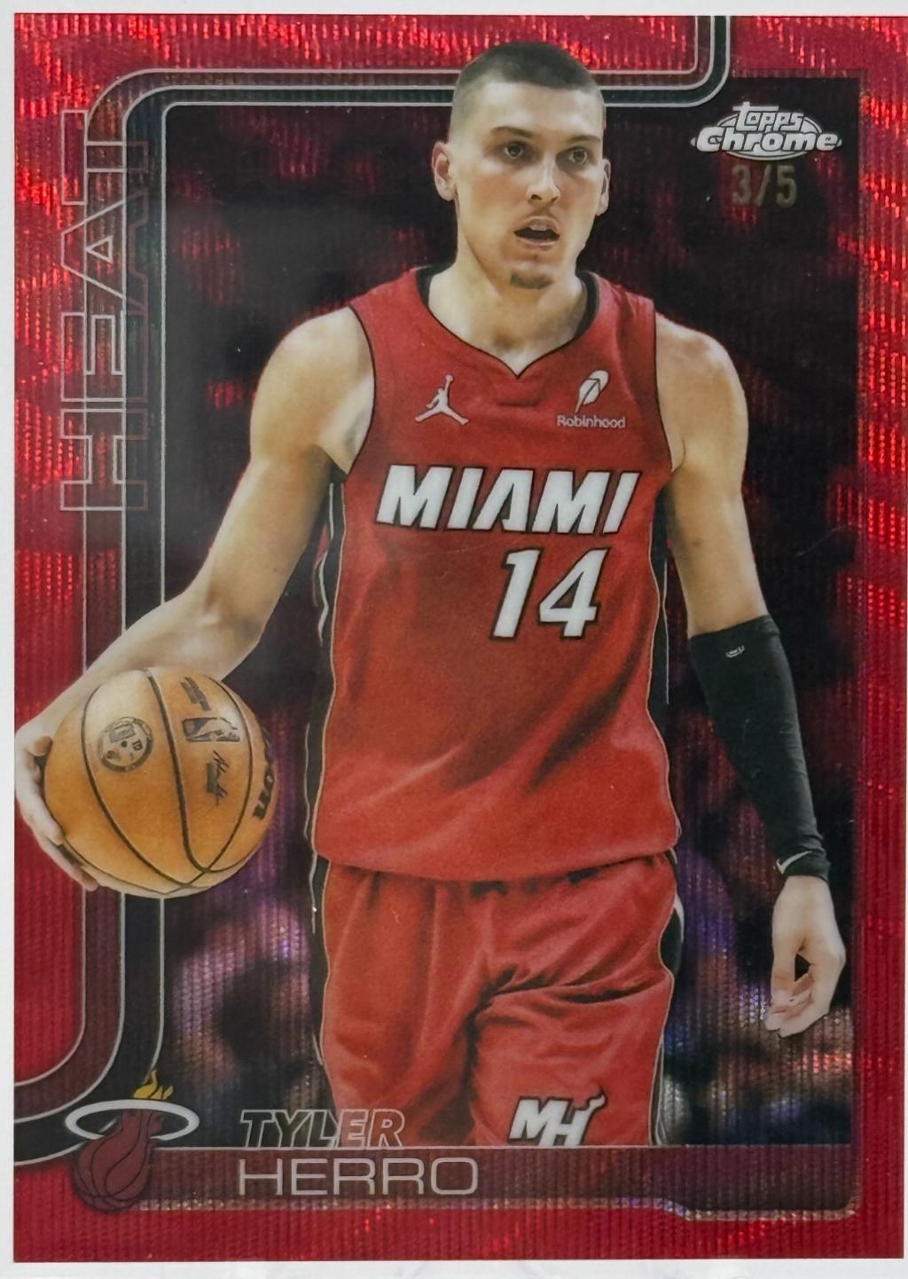 Tyler Herro [Red Wave Refractor] #188