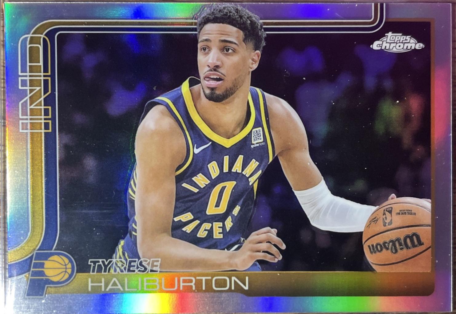 Tyrese Haliburton [Refractor] #3