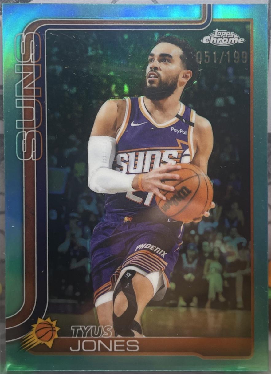 Tyus Jones [Aqua Basketball Refractor] #146
