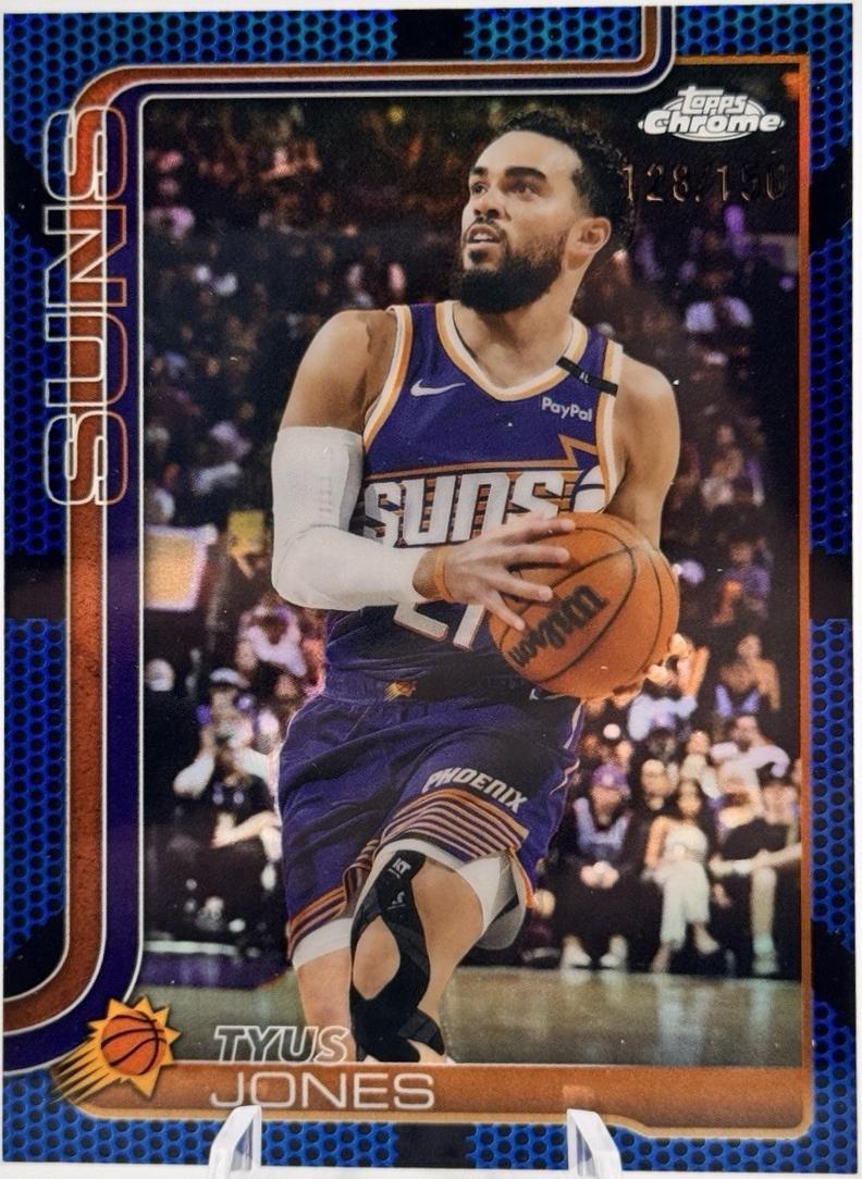 Tyus Jones [Blue Basketball Refractor] #146