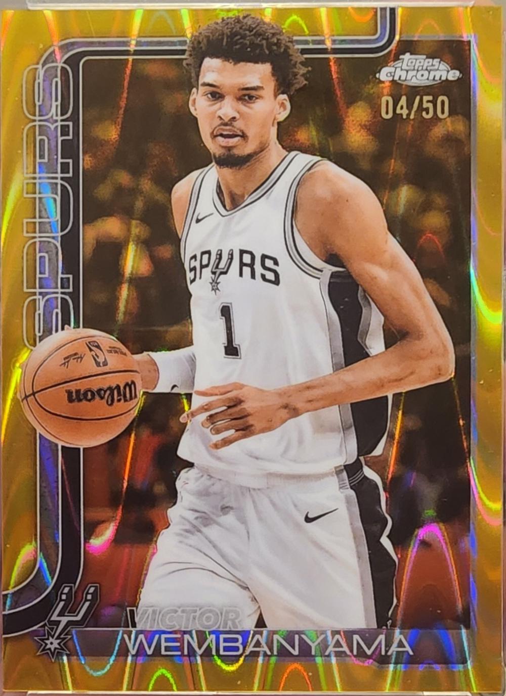 Victor Wembanyama [Gold Wave Refractor] #221