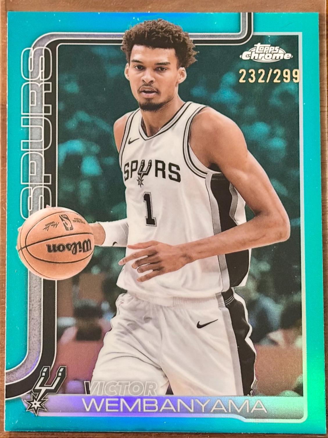 Victor Wembanyama [Teal Refractor] #221