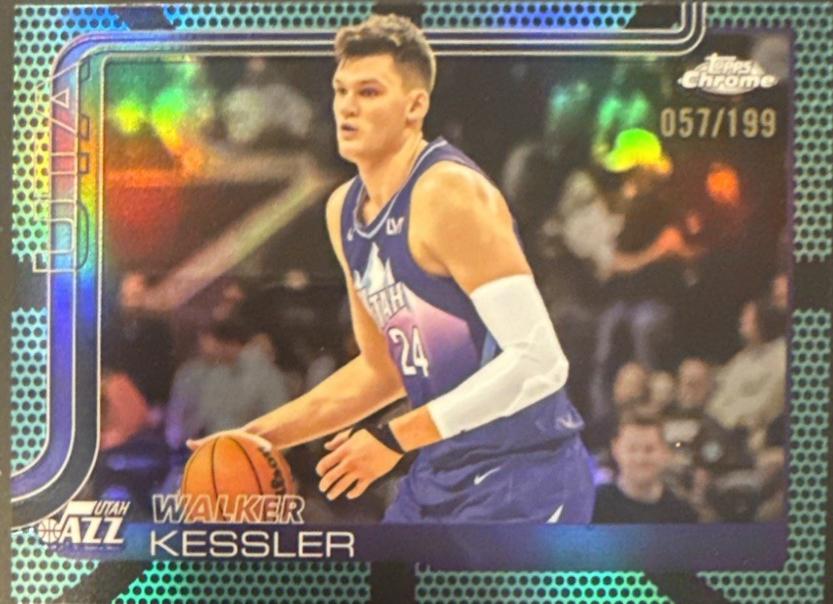 Walker Kessler [Aqua Basketball Refractor] #205