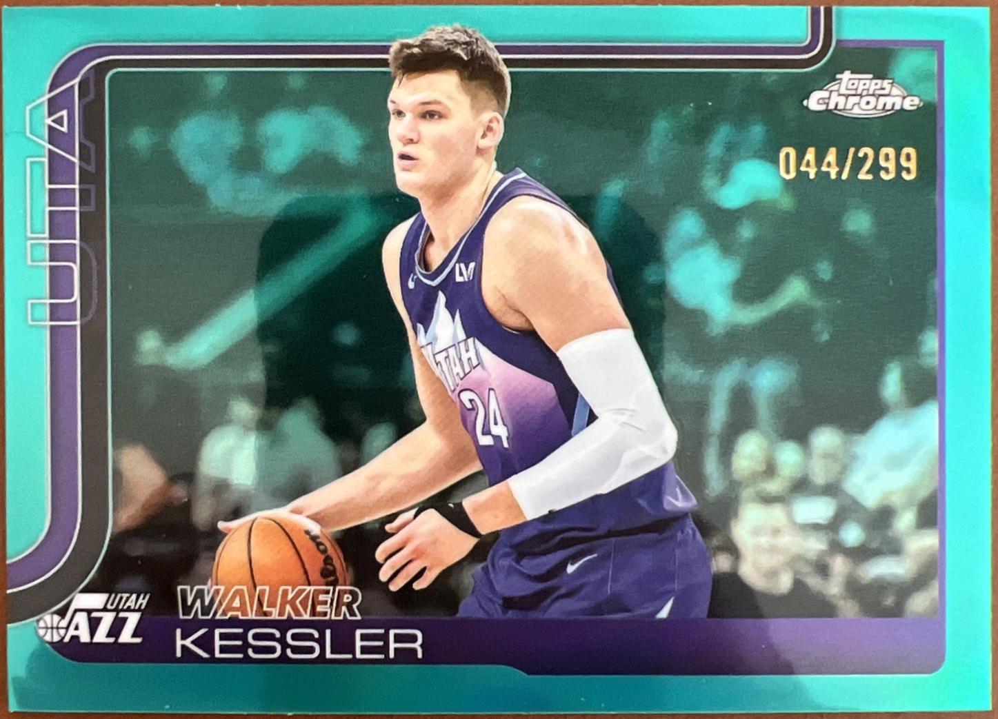 Walker Kessler [Aqua Refractor] #205