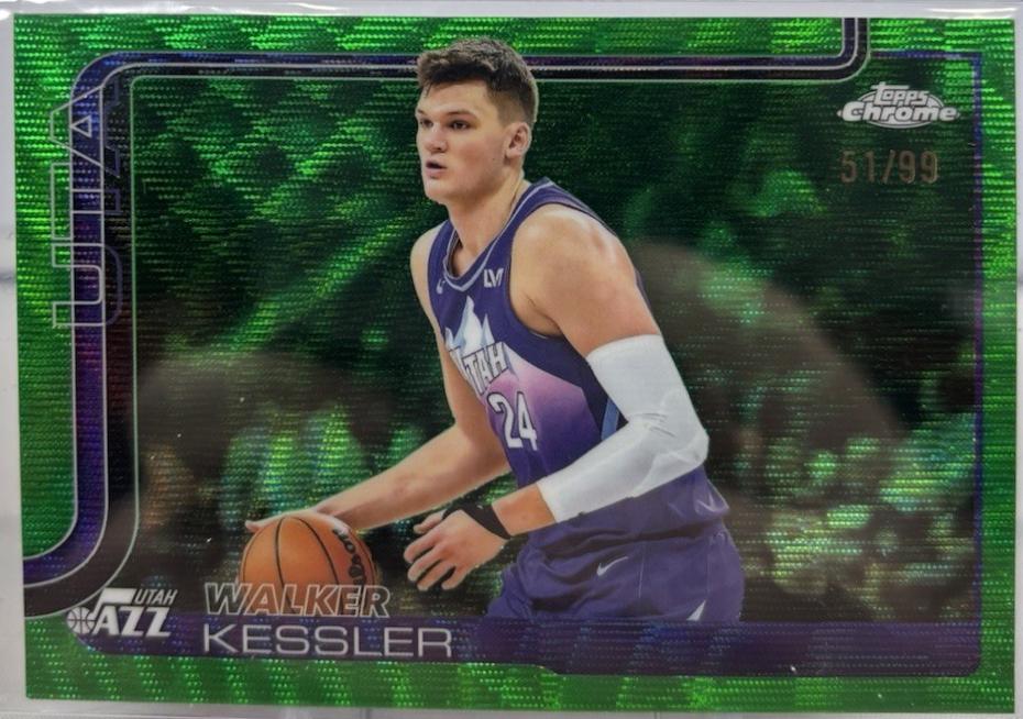 Walker Kessler [Green Wave Refractor] #205