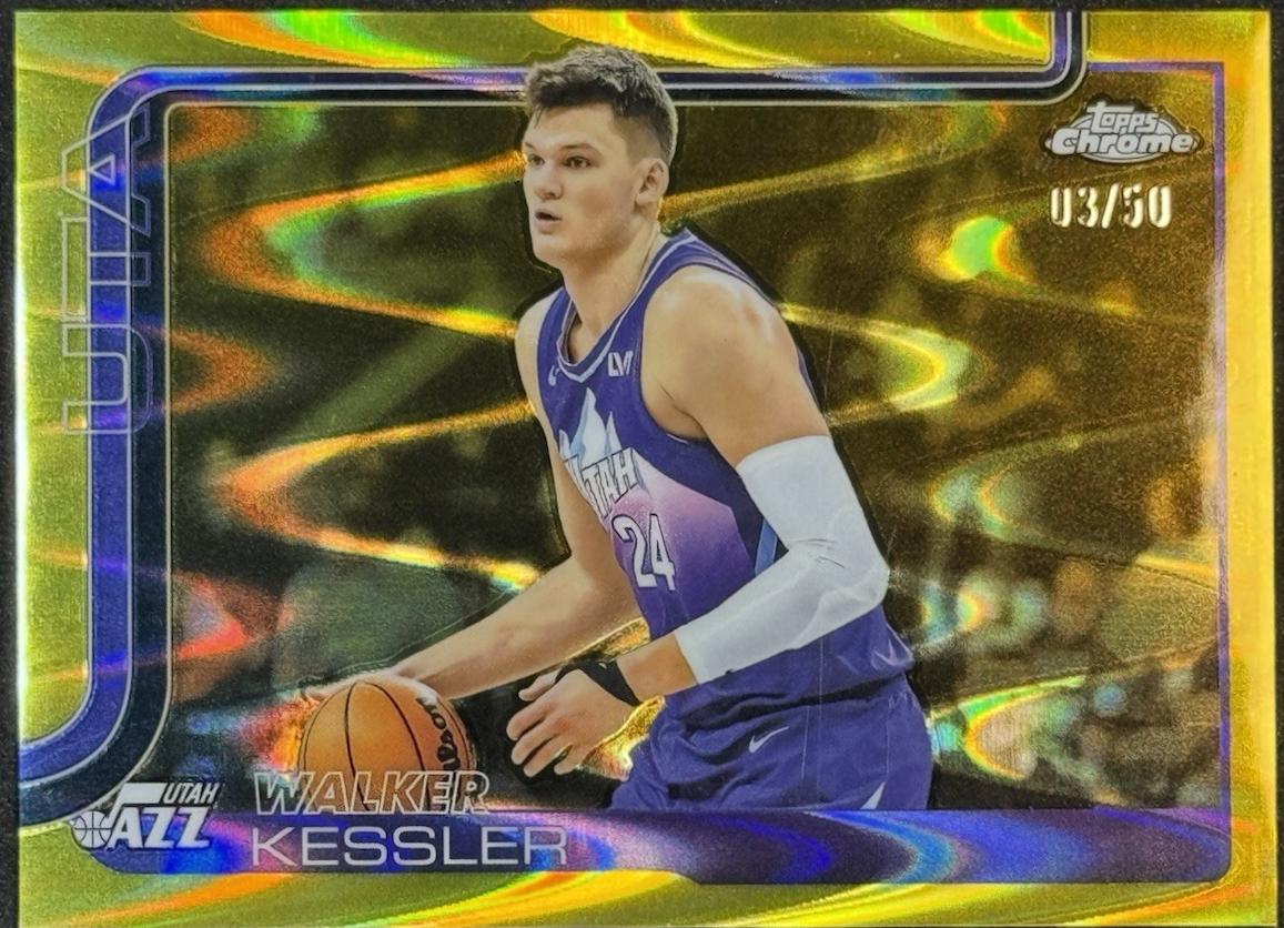 Walker Kessler [RayWave Gold Refractor] #205