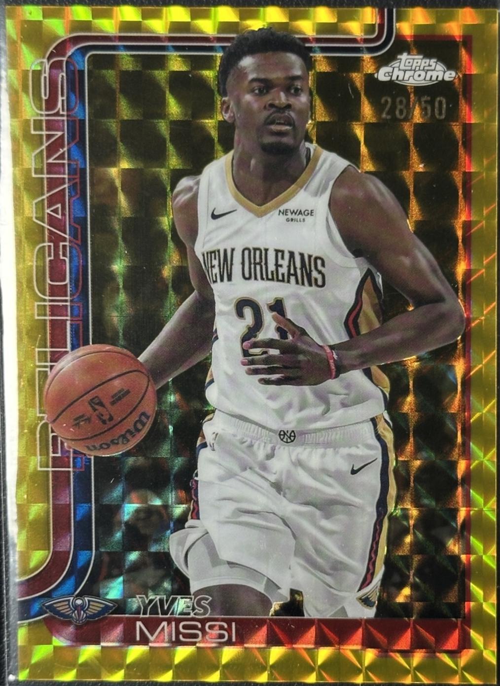 Yves Missi [Gold Geometric Refractor] #102