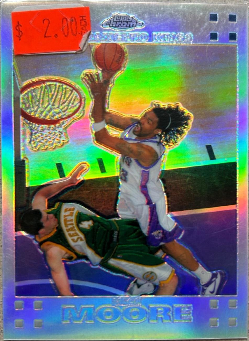 Mikki Moore [Refractor] #70
