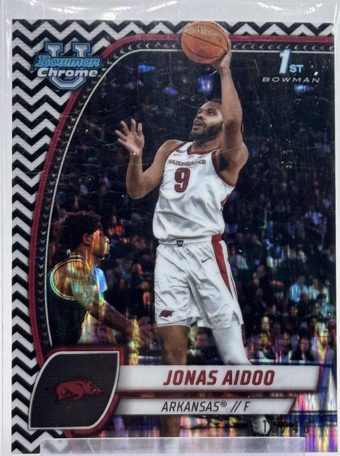 Jonas Aidoo [Black White Refractor] #32