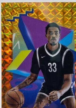 Nic Claxton [Gold Refractor] #109