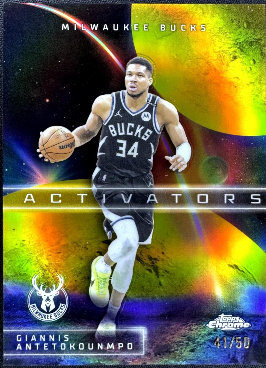 Giannis Antetokounmpo [Gold Refractor] #AC-4