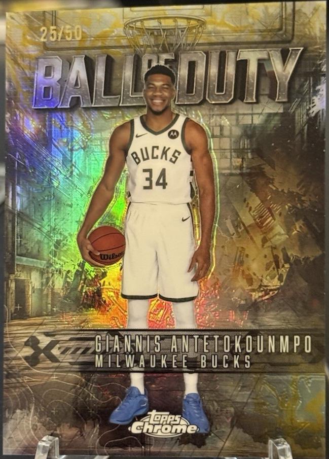 Giannis Antetokounmpo [Gold Refractor] #BD-4