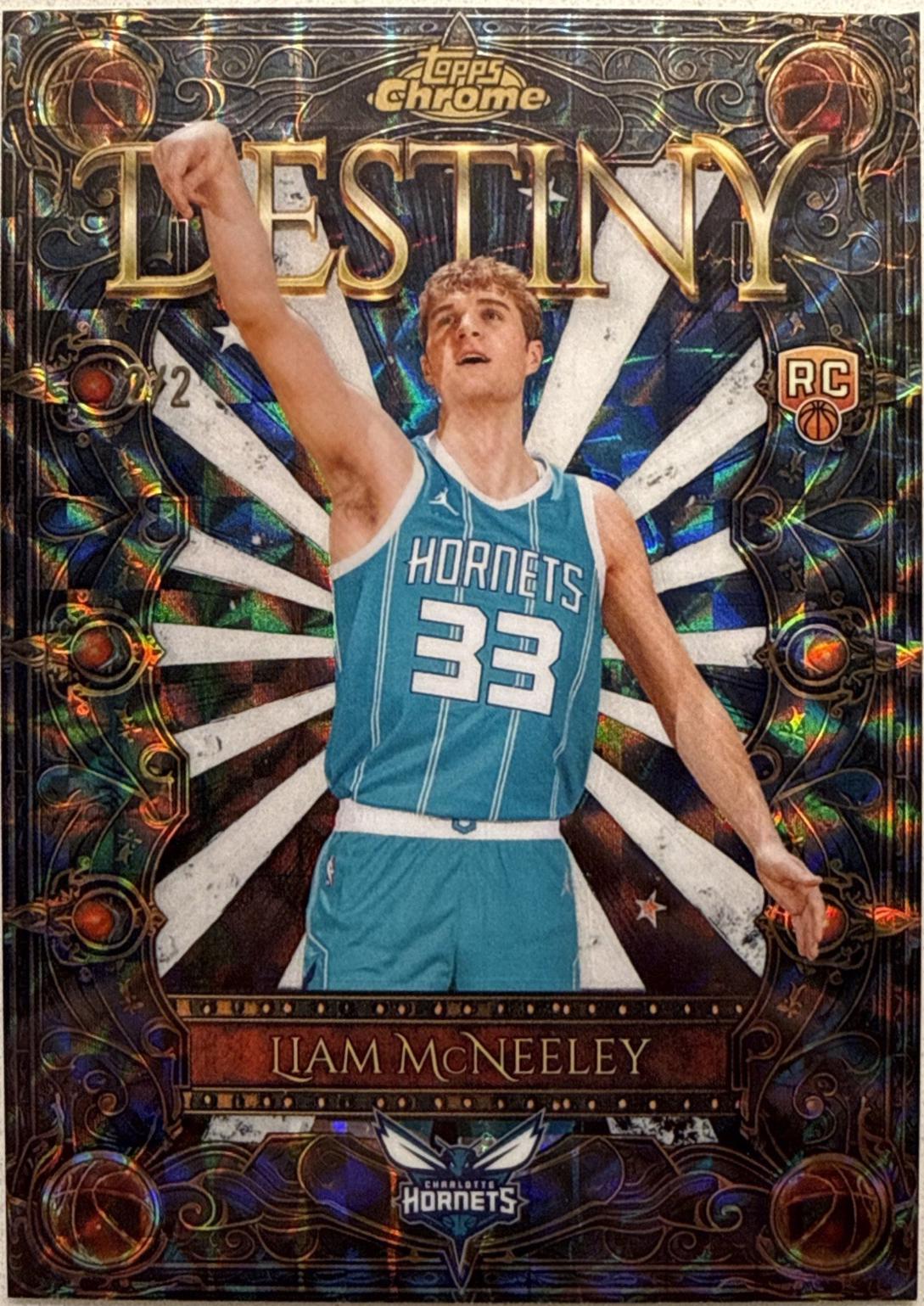 Liam McNeeley [Refractor White Geometric] #D-22