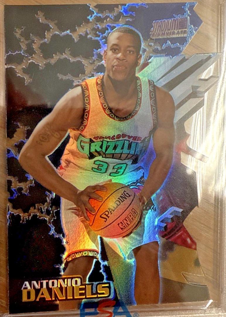 Antonio Daniels [Illuminator] #T16A