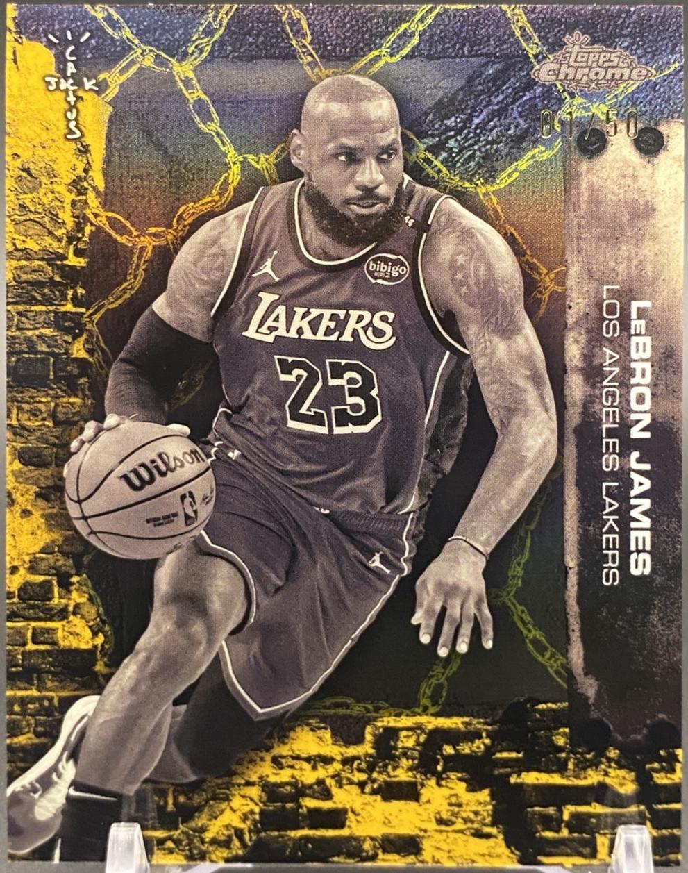LeBron James [Gold Refractor] #46
