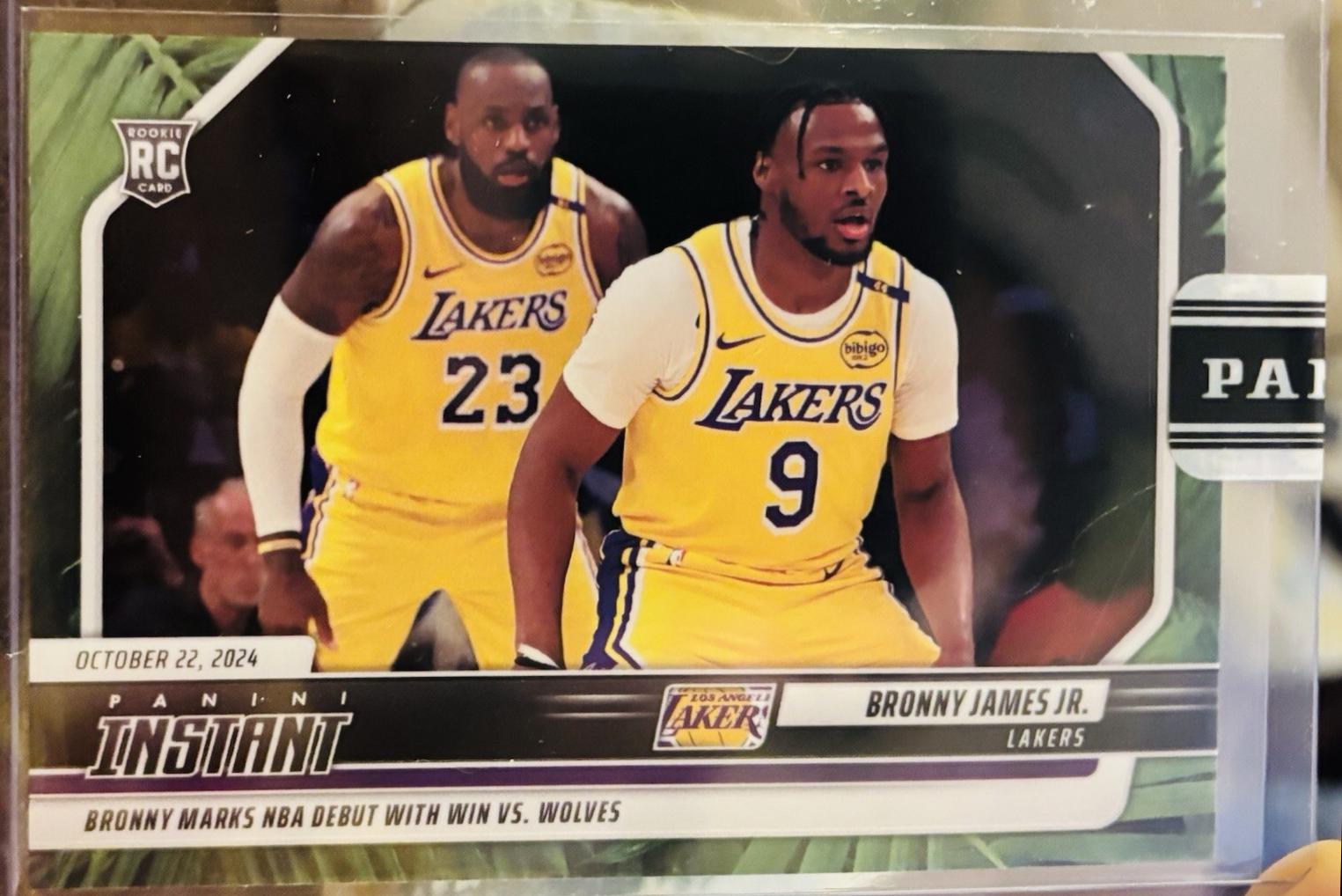 Bronny James Jr. / LeBron James [Jungle] #25