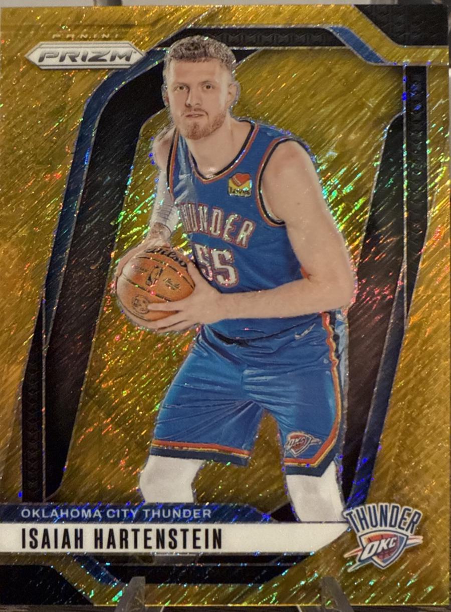 Isaiah Hartenstein [Gold Shimmer FOTL] #154