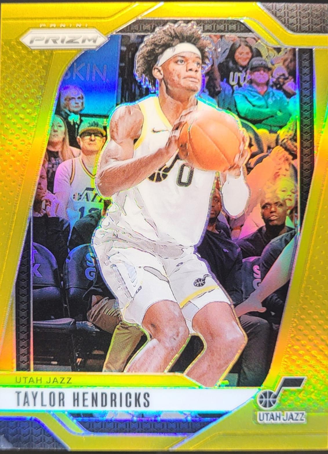 Taylor Hendricks [Gold] #32