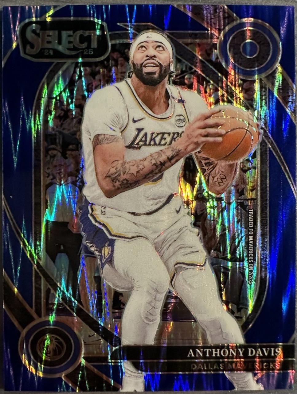 Anthony Davis [Blue Flash Prizm] #214