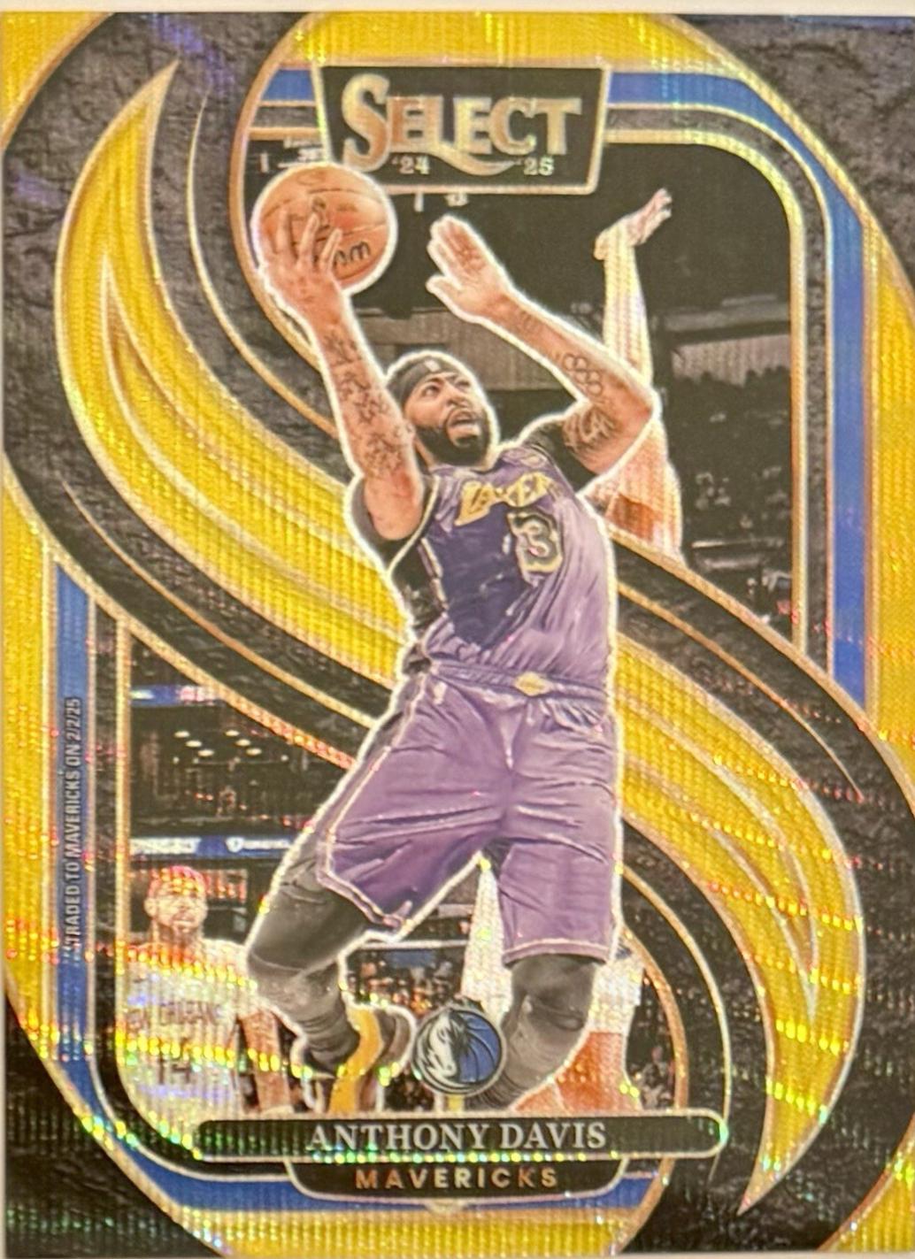 Anthony Davis [Gold Wave Prizm] #149