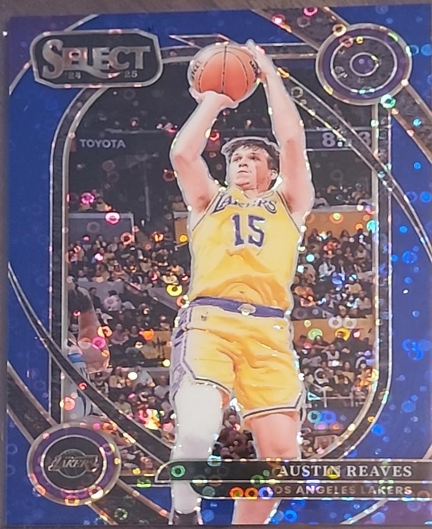 Austin Reaves [Blue Disco Prizm] #230