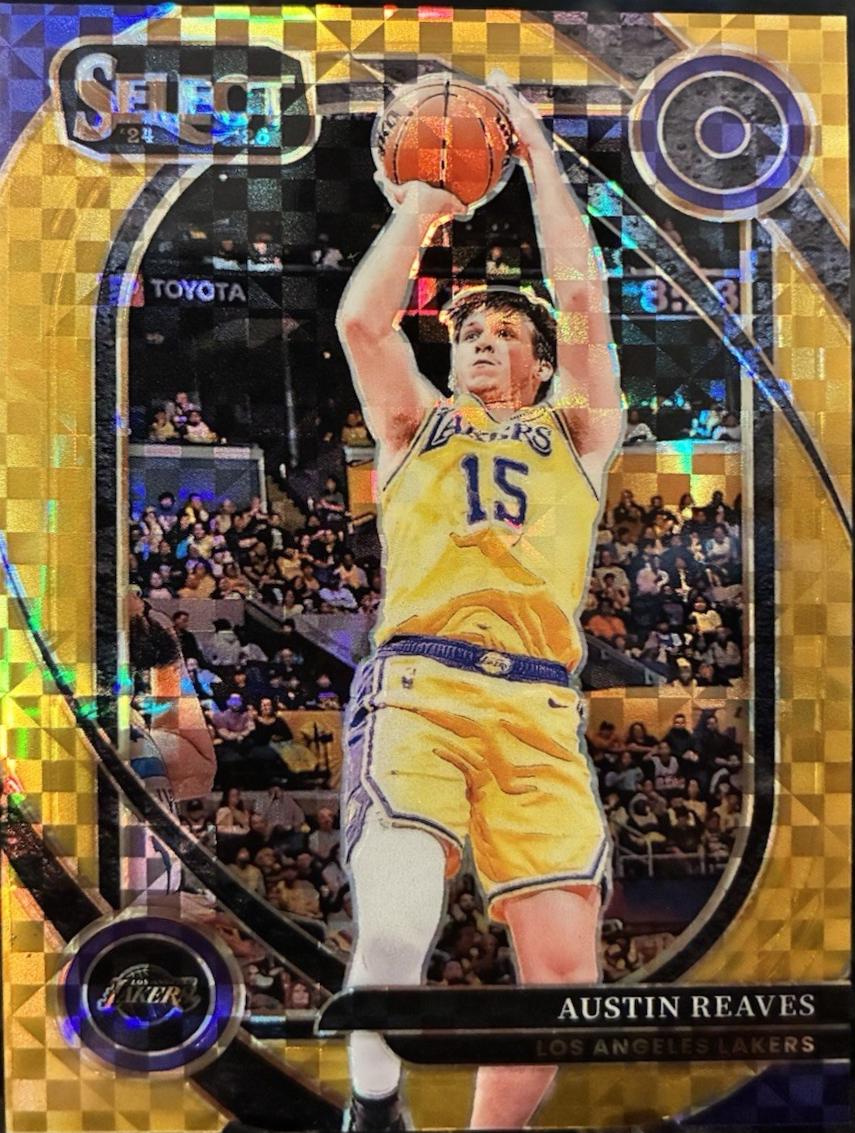 Austin Reaves [Gold Prizm] #230