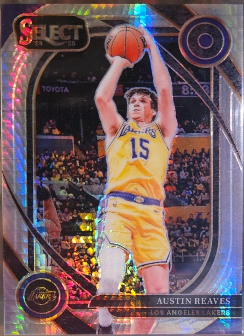 Austin Reaves [Lucky Envelope Prizm] #230
