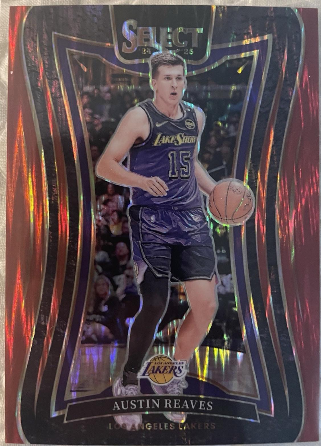 Austin Reaves [Red Flash Prizm] #320