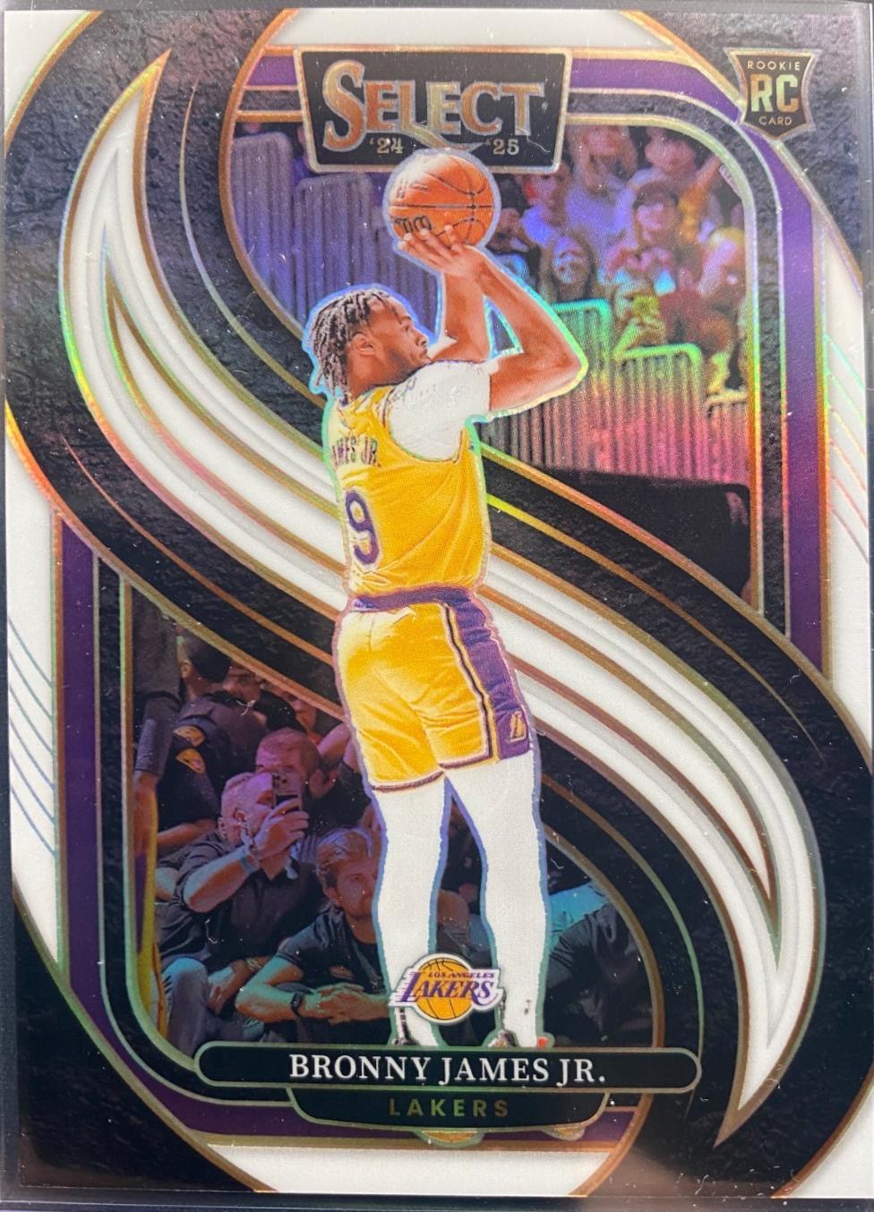 Bronny James Jr. [White Prizm] #179