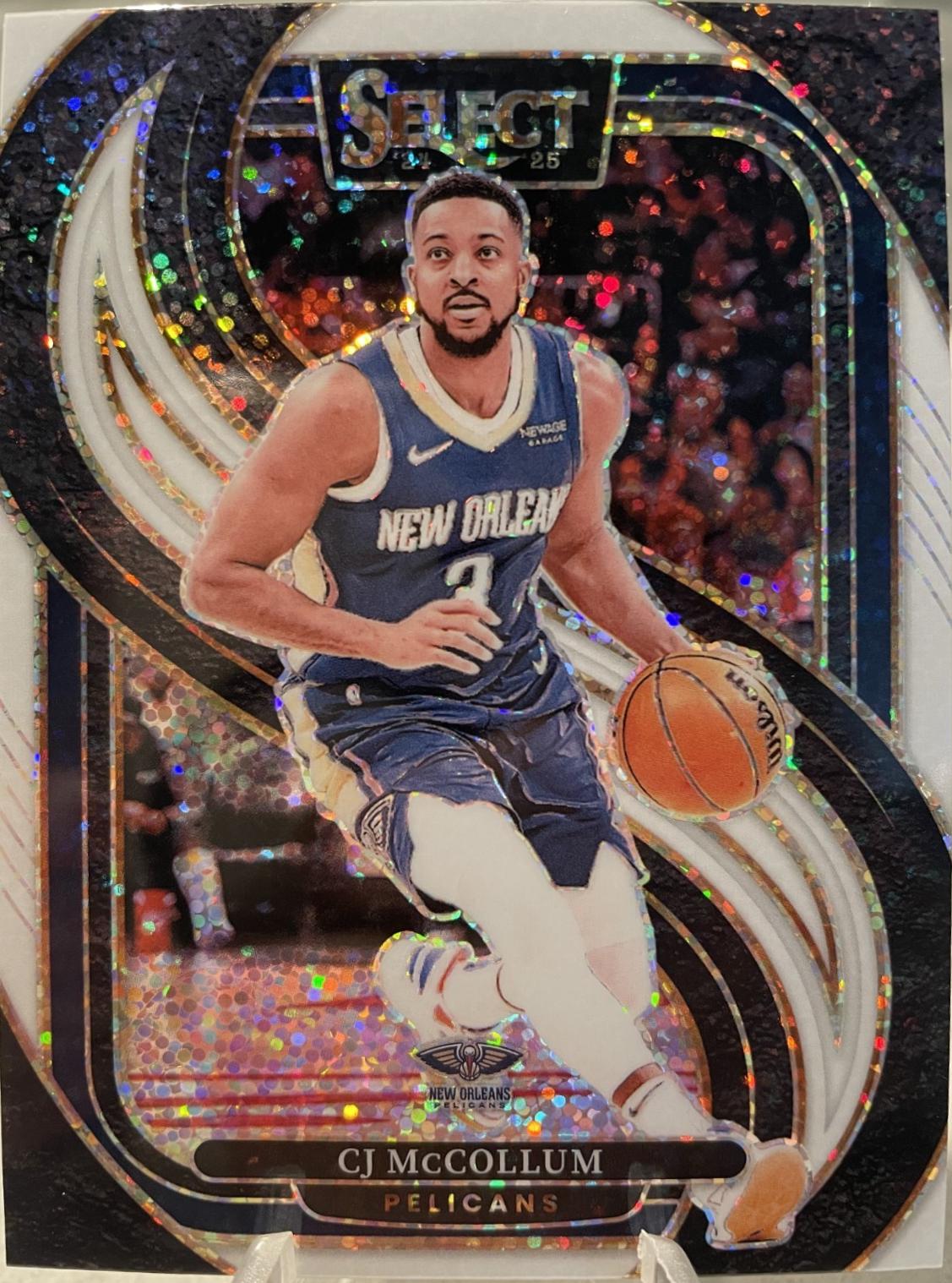 CJ McCollum [White Sparkle Prizm] #133